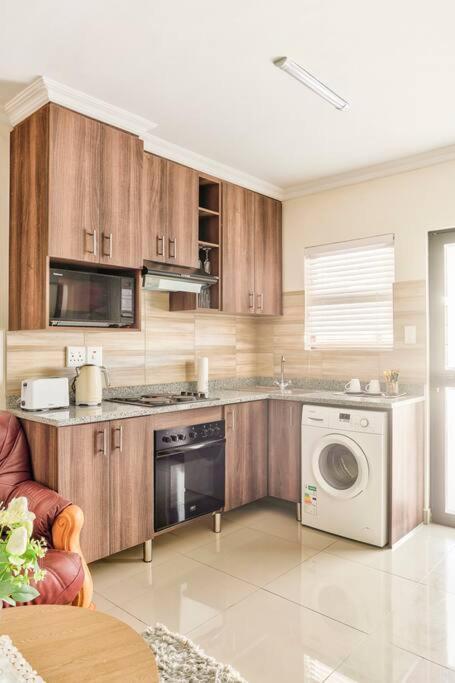 Appartement Goodwood Oasis Free Wifi-parking 2 Le Cap